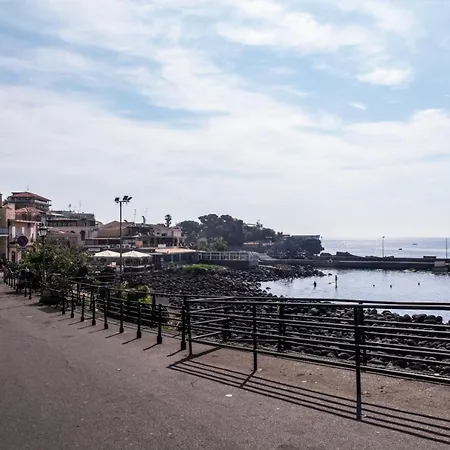 Vico Li Cuti Love hotel *
